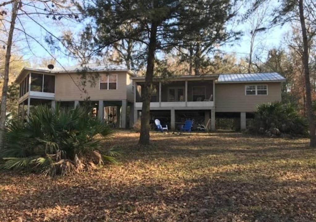 Branford House | Santa Fe Landing Close Ichetucknee & Ginnie Springs