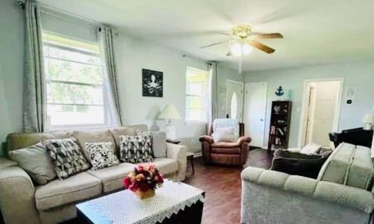 Port Wentworth House | Savannah Home-5 Sleeps- Enmarket Arena, Airport, Downtown, River, Tybee Beach