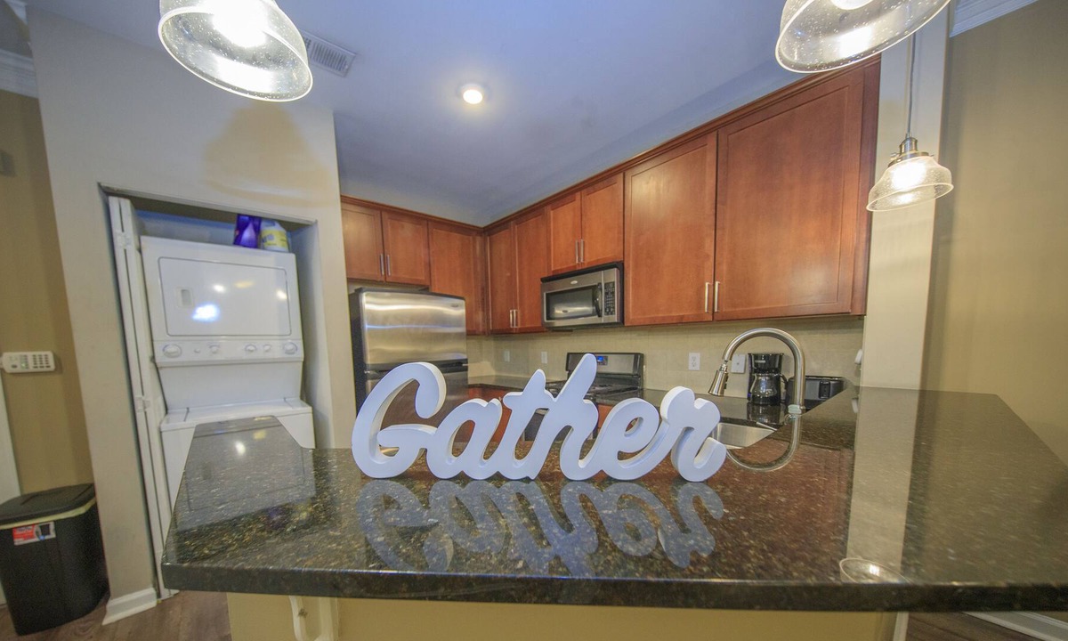 Lindridge-Martin Manor Apartment | Schaffer Luxury Place Apartment in the heart of Atlanta.