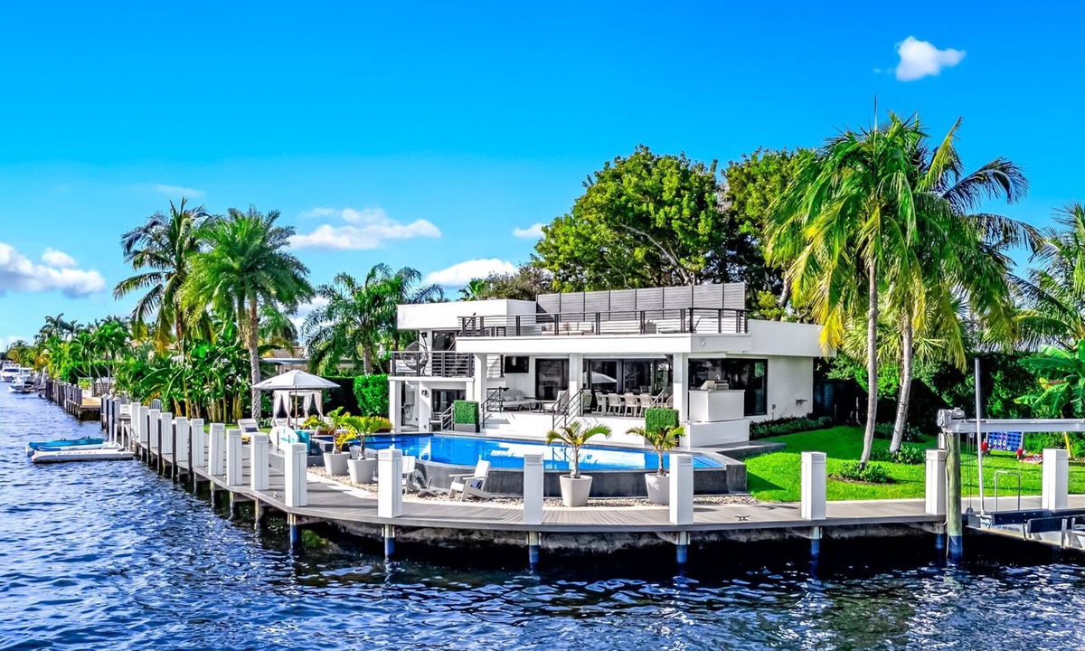 Pompano Isles Villa | Sea Château! 2mi BEACH+Heated POOL+SPA