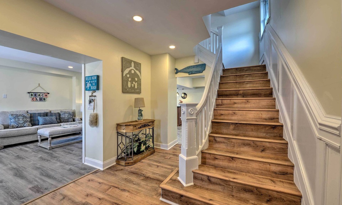 Wildwood Crest Cottage | Seaside Wildwood Haven: Walk to Boardwalk/beach!