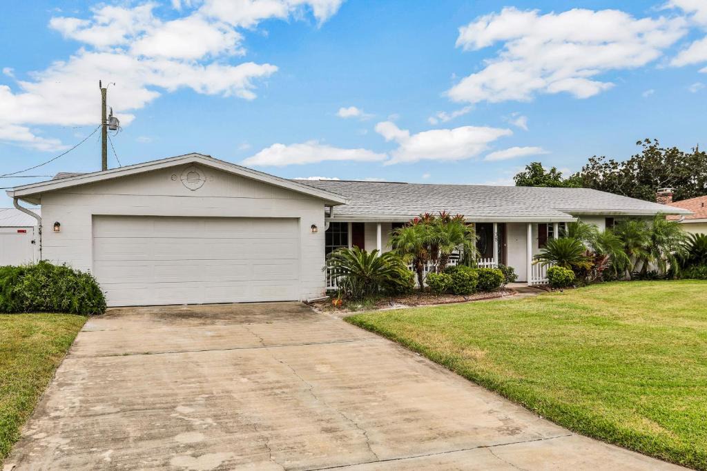 Surfside Estates House | Seaview Dreams