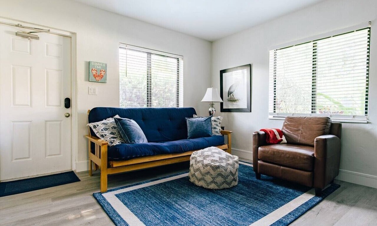 Pompano Beach House | Secluded Beach Adventure Cabana - Newly Renovated!