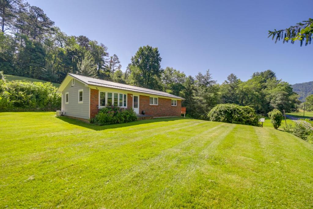 Canton House | Secluded Canton Vacation Rental 22 Mi to Asheville