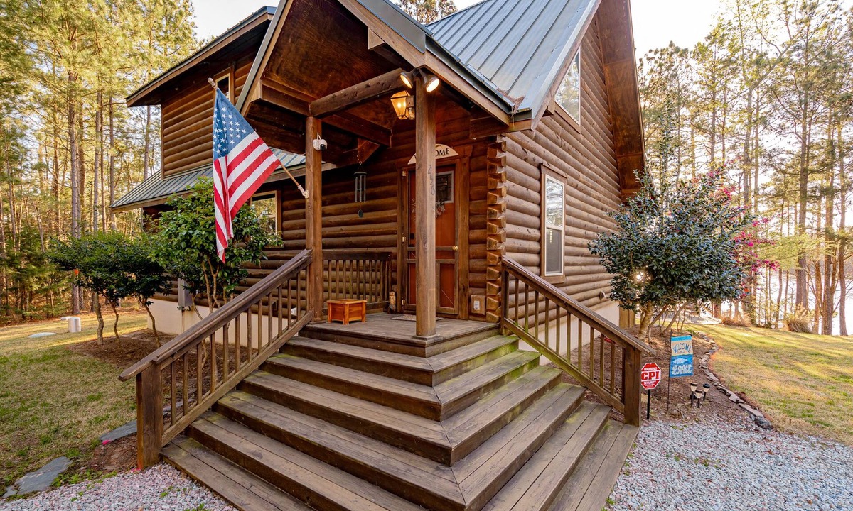 Jenkinsville Cabin | Secluded Lake Monticello Cabin w/Private dock