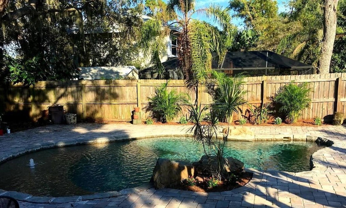 Crystal Beach House | Serene and peaceful newly updated beach home with custom lagoon pool !!