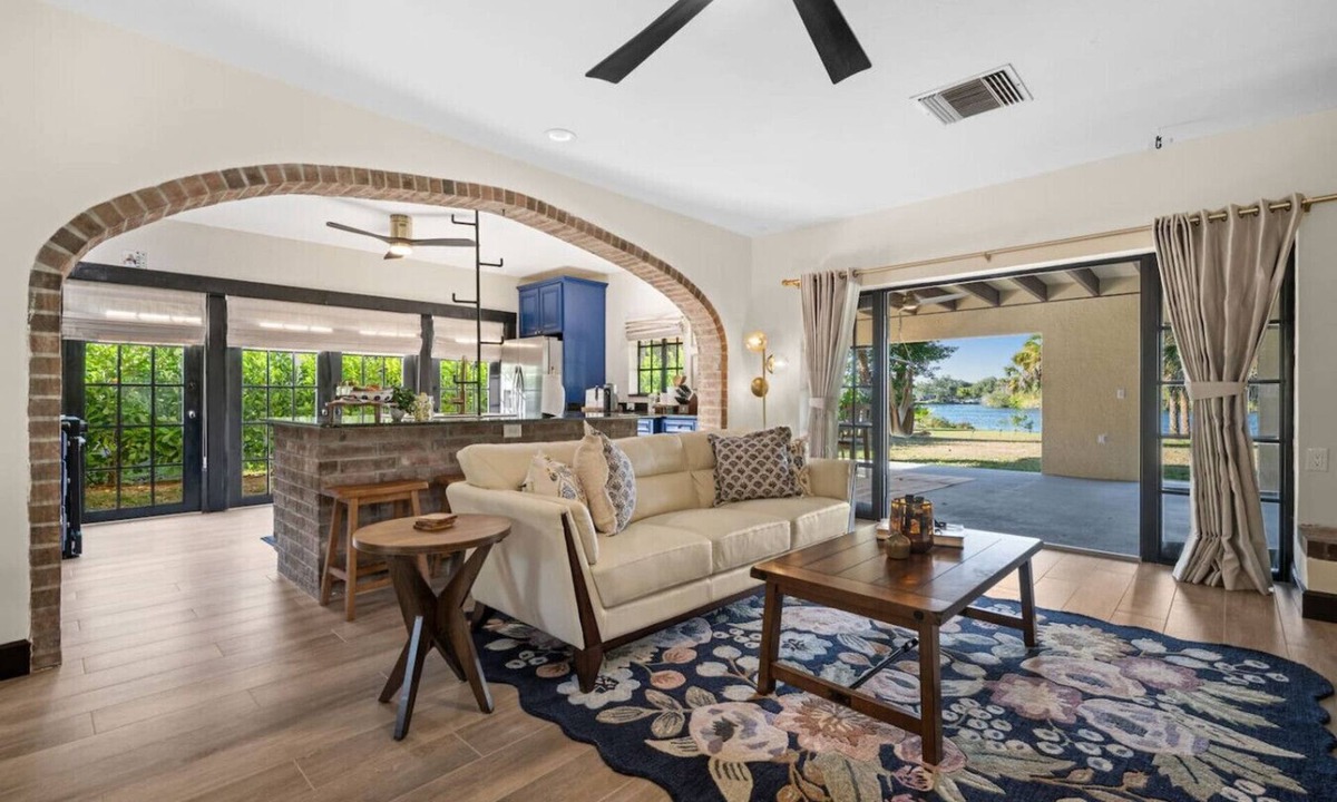 Olga House | Serenity on the River
