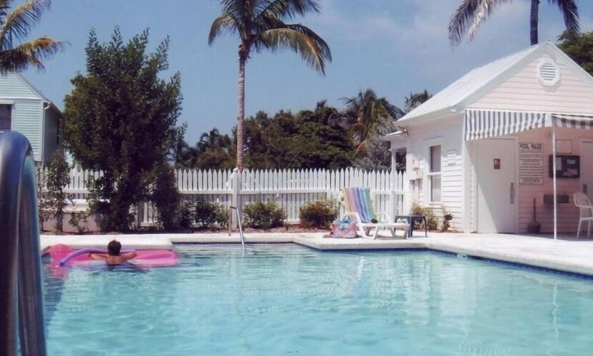 Midtown Condo | Shipyard at Truman Annex "Where the Sun Sets in Old Key West"