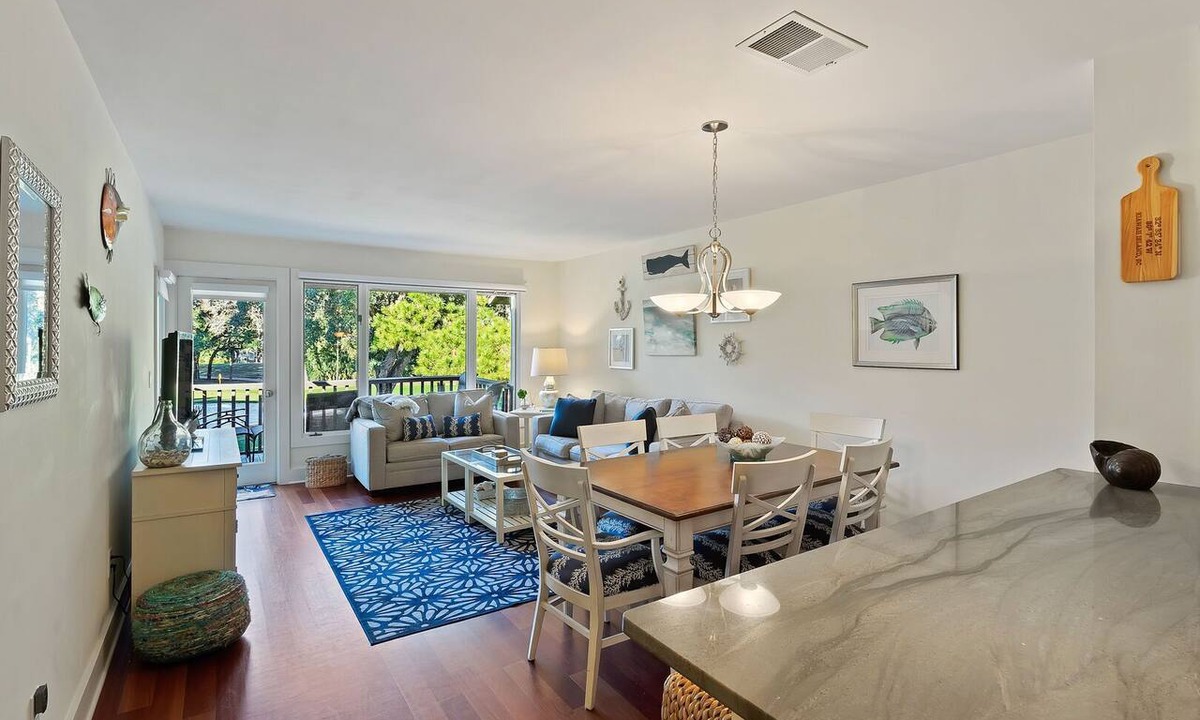 West Beach Village Condo | SHORT STAYS! Updated 2 bedroom with GOLF VIEWS, West Beach Kiawah Island