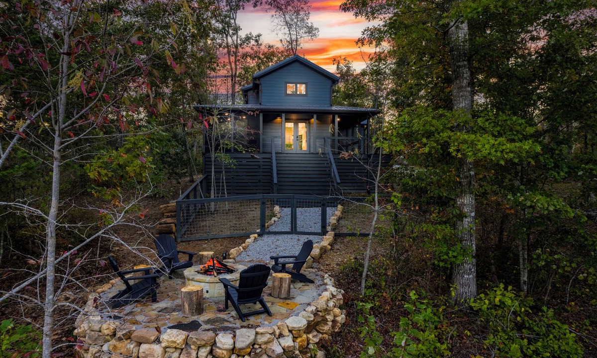 Tracy City House | Silent Princess, Tiny Home