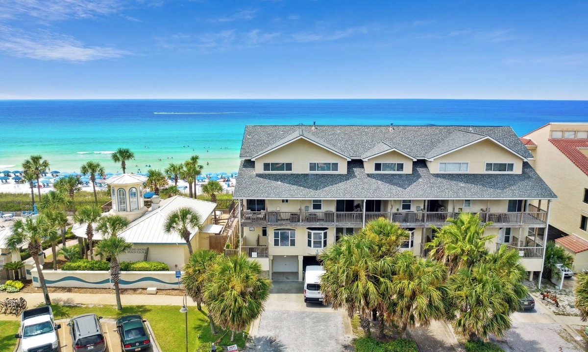 Destin House | 🐚 Silver Beach Retreat | Beachfront | FREE VIP Package | Beach Chair Service