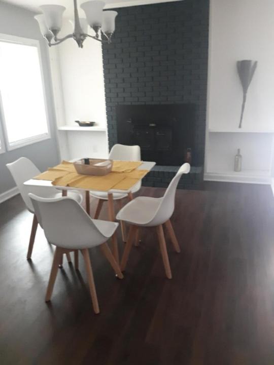 Conley House | SIMPLE n COZY STAY AT THE LAYOVER