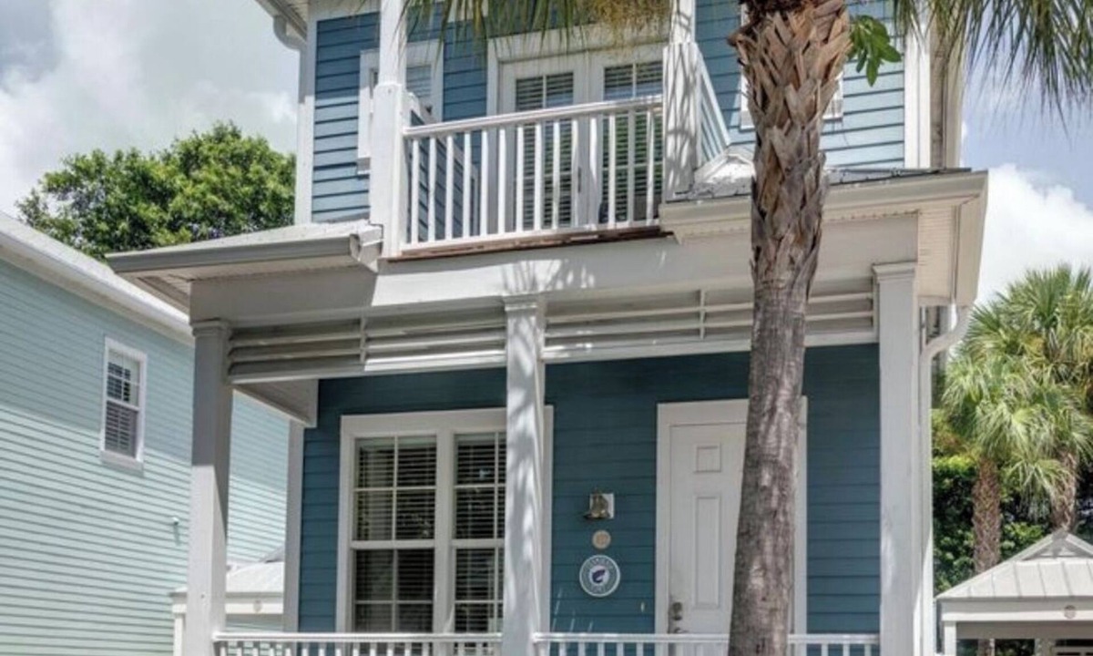 Islamorada House | Single Family Home In Angler's Reef Gated Community, Beaches,Marina,Heated Pool