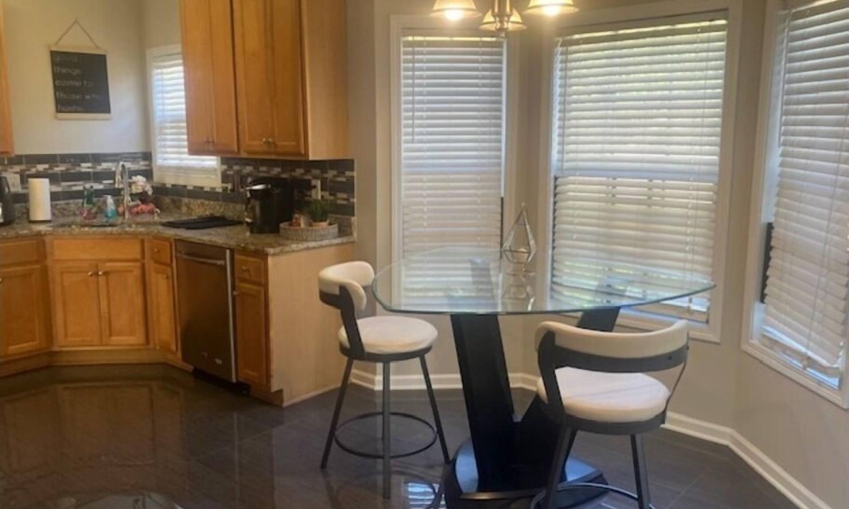 Jonesboro House | Sleek Chateau Residence: 4BR Modern Hideaway in Jonesboro