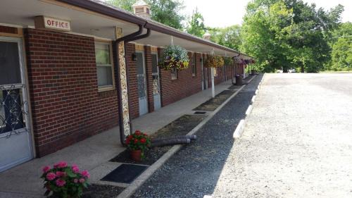 Birmingham Hotel | Slumberland Motel Mount Holly