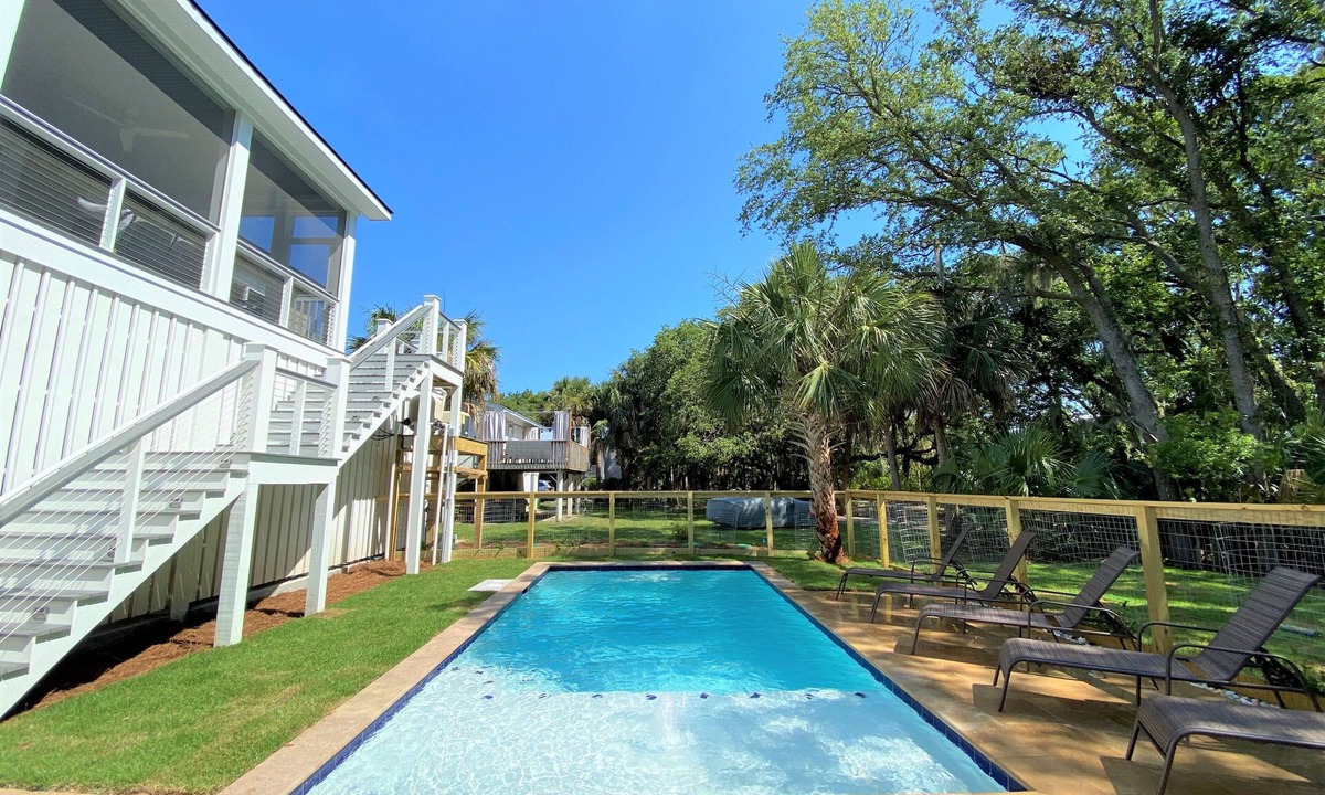 Edisto Island House | Snowball's Escape: Second Row Showplace w/Private Pool; Screened Porch, Sun Deck, Dogs Welcome