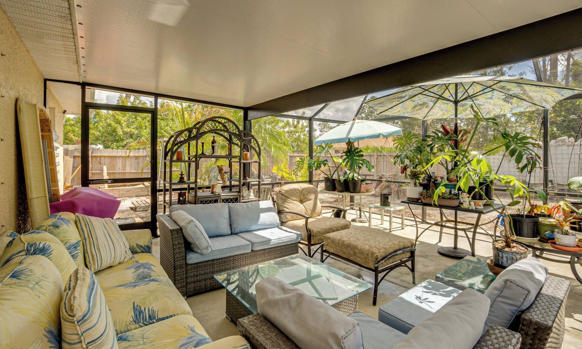 North Port House | Snowbird Haven! 10 Mi to Warm Mineral Springs Park