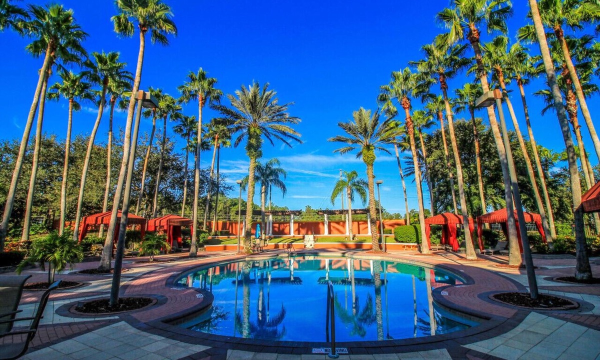 Solana Apartment | Solana Family Villa: 6 Bdr Large Pool, Spa