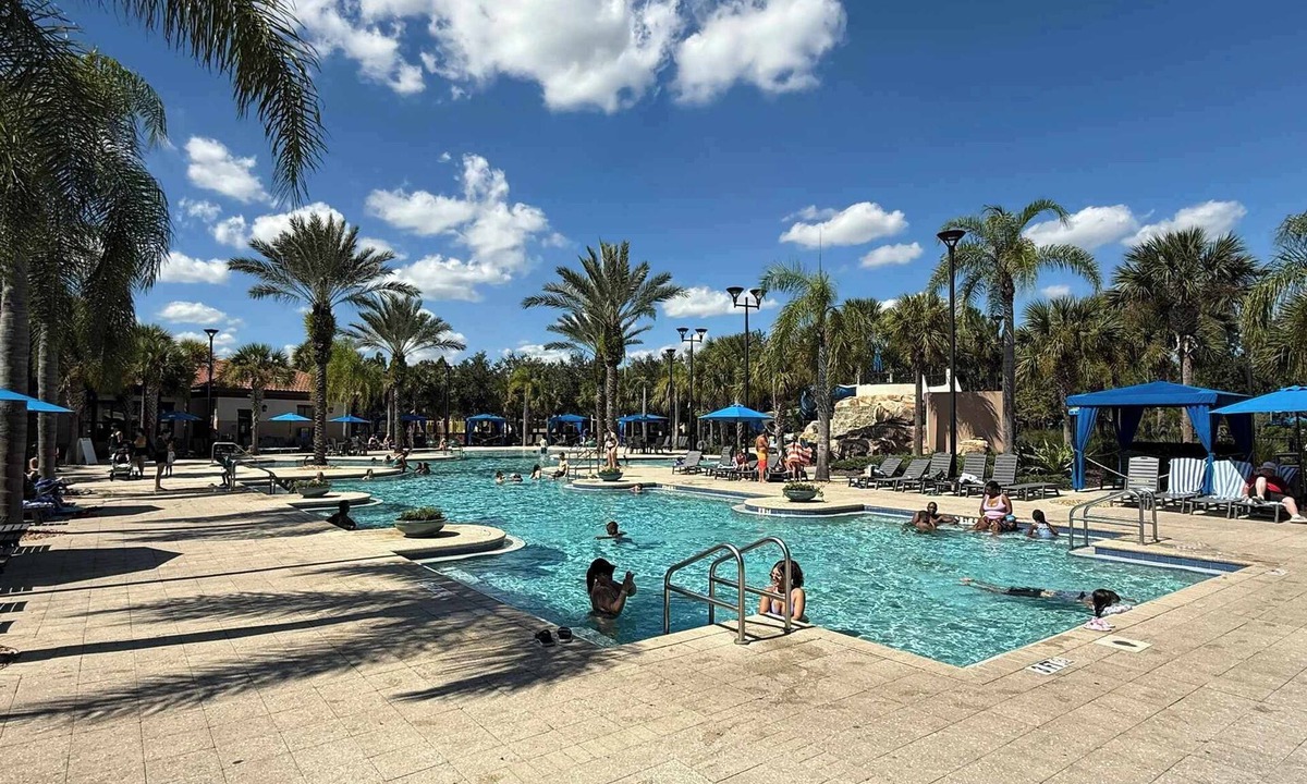 Loughman House | Solterra Resort 5Br w/Pool and Lazy River Resort