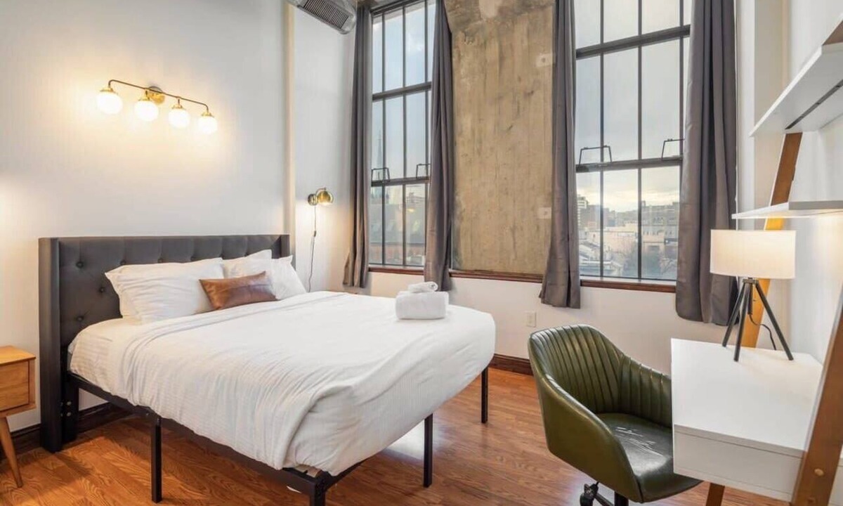 West Poplar Apartment | Sosuite | 2BR Apt w W/D, Gym, On-Site Restaurant