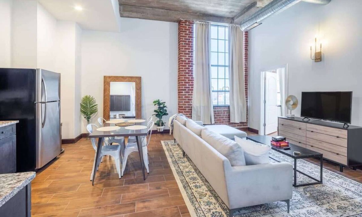 West Poplar Apartment | Sosuite | 2BR Penthouse w W/D, Gym, On-Site Bar