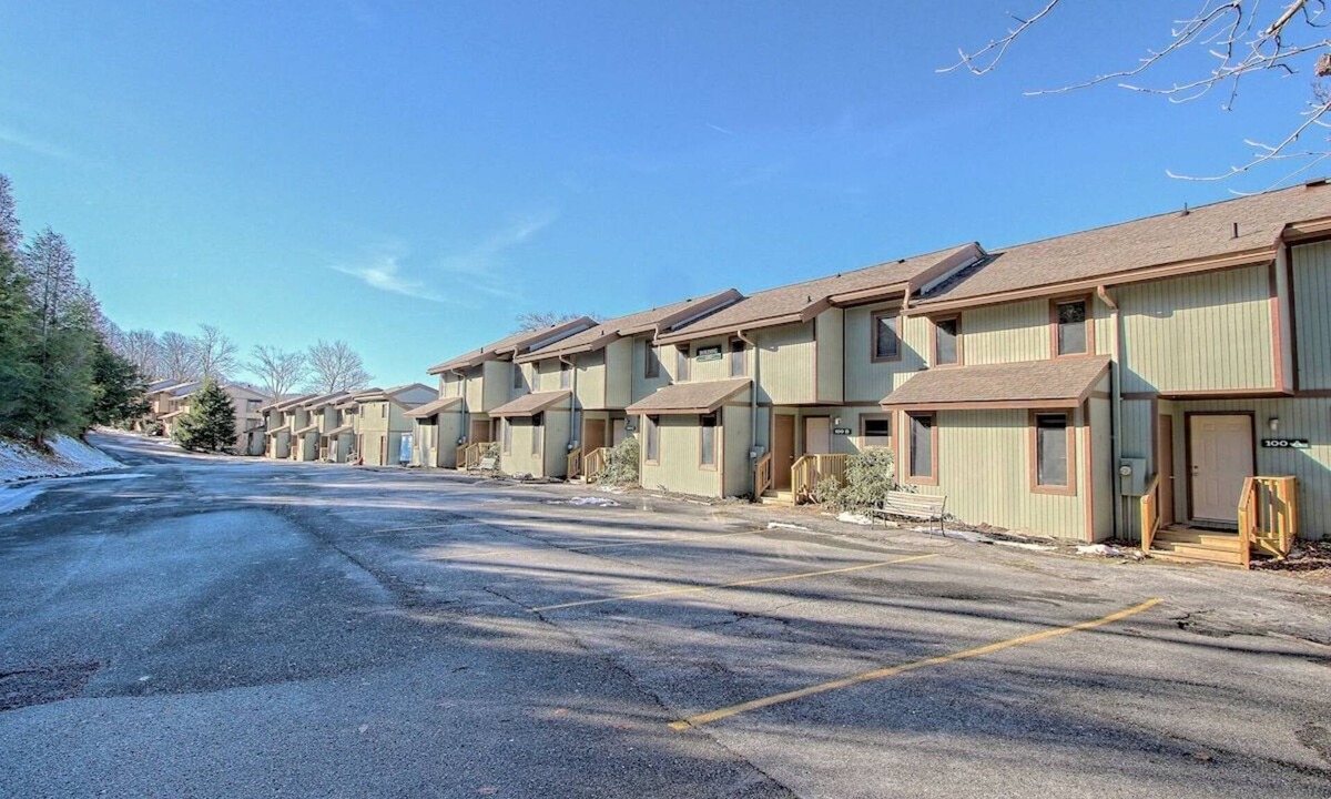 Sugar Mountain Apartment | Spacious 2 BR | The Highlands At Sugar