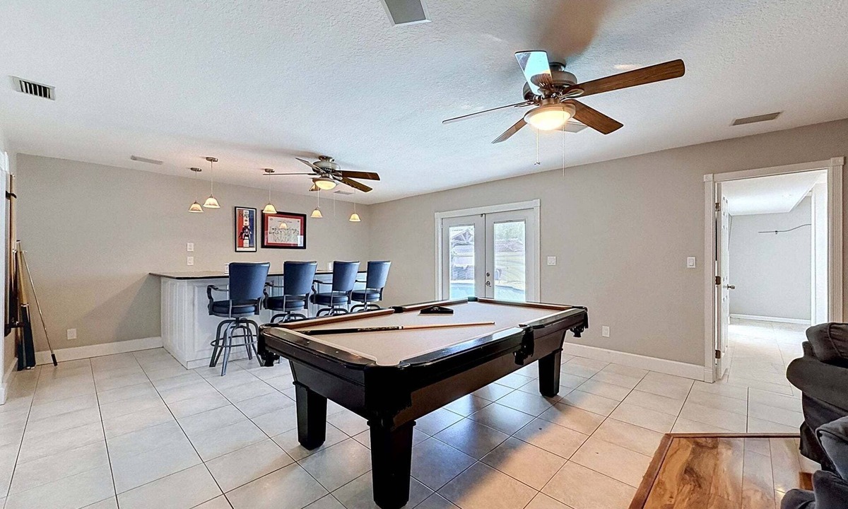 Seminole House | Spacious 4-Bedroom Pool Home near Seminole Beach
