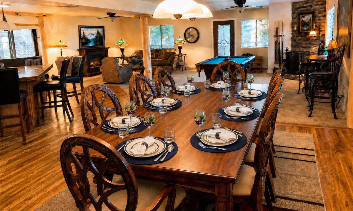 Cloudcroft Ski Chalet | Spacious 4BR Game Room Views