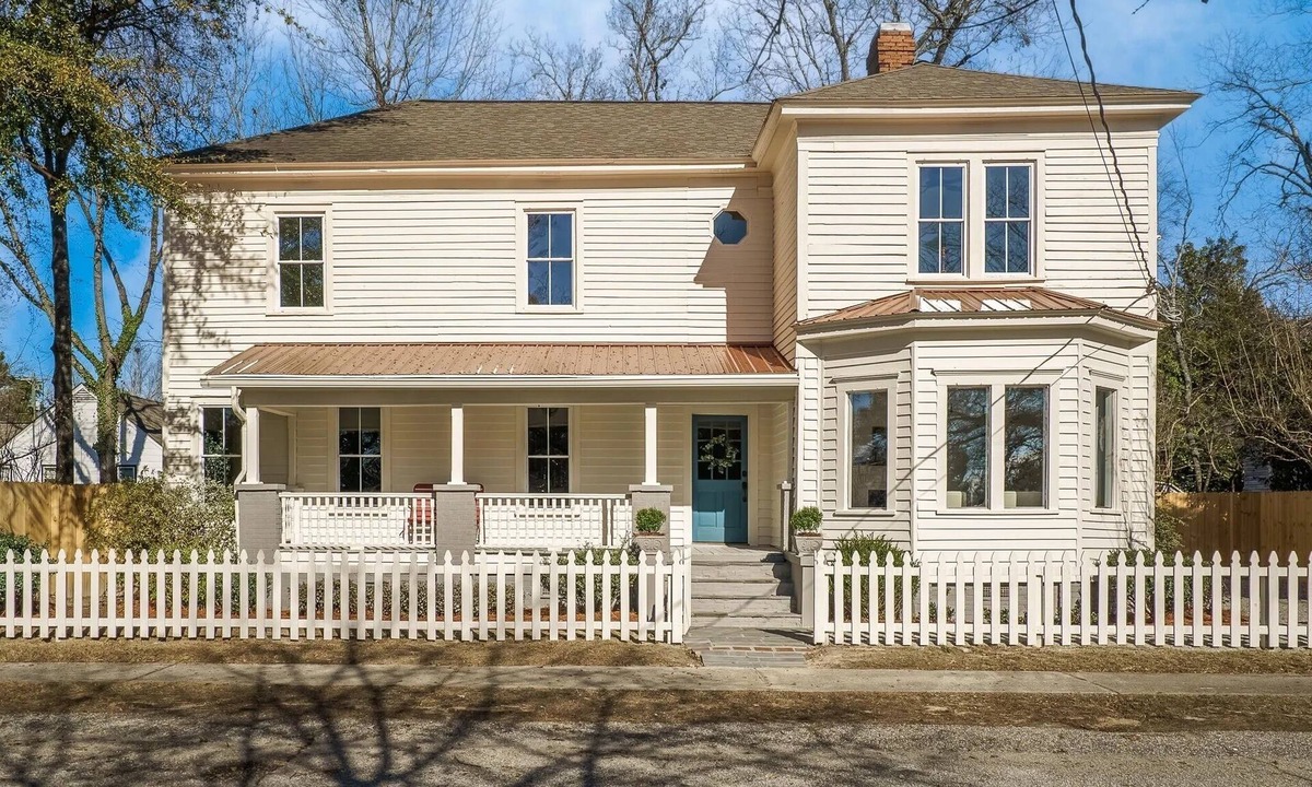 Aiken House | Spacious 5-bedroom Downtown home in charming Aiken