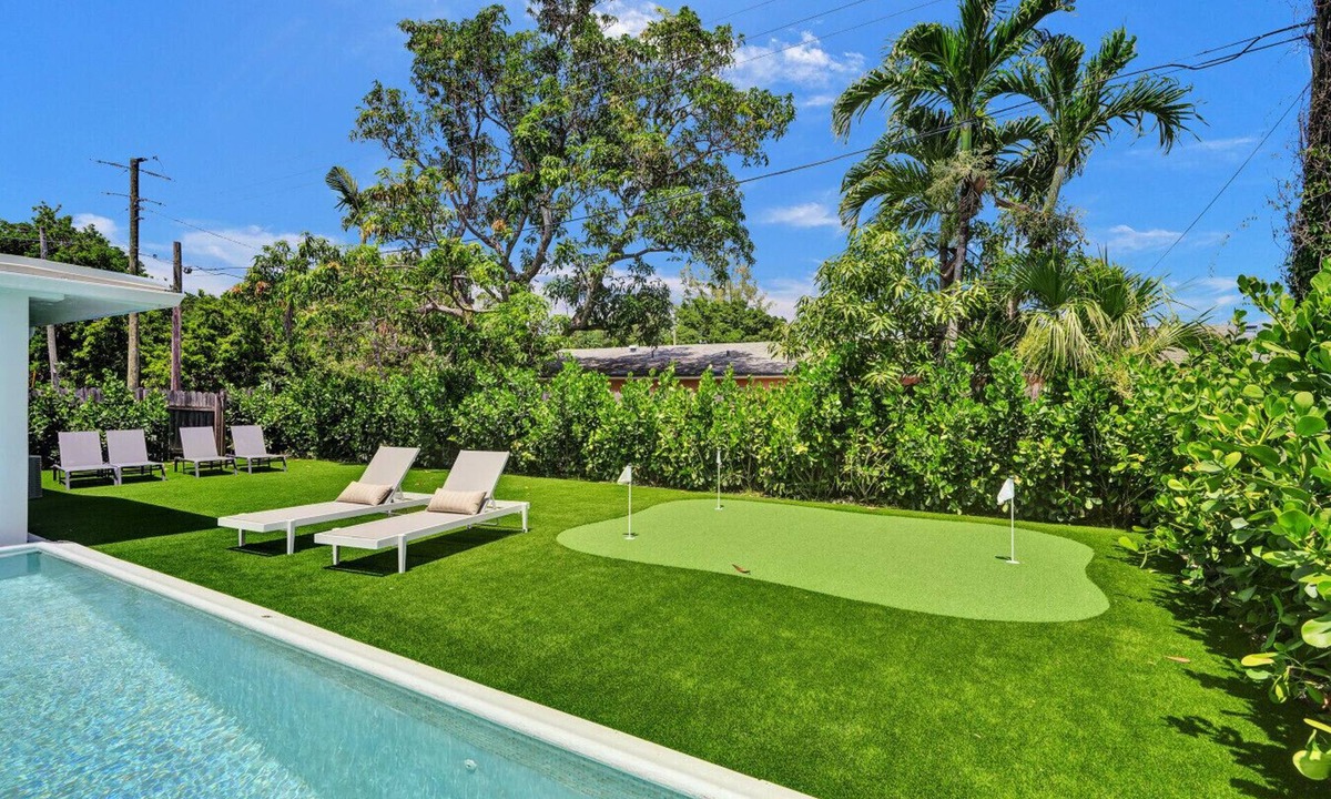 Biscayne Park House | Spacious 5BR Miami Oasis w/Pool