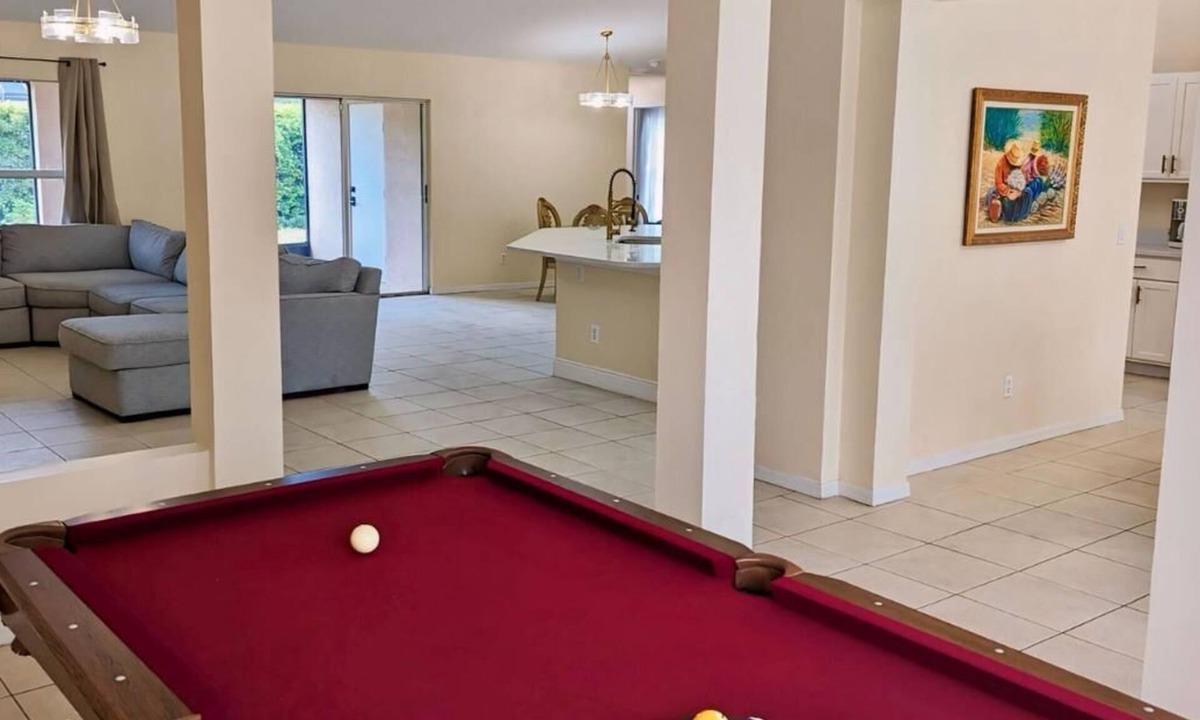 Vero Lake Estates House | Spacious Family Retreat