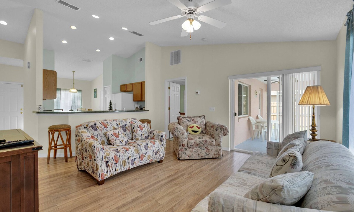 Thousand Oaks House | Spacious home close to Disney and attractions