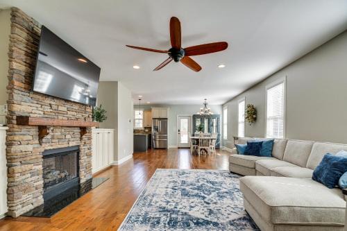Pinehurst House | Spacious Home w/Fireplace - Near Pinehurst Golf!