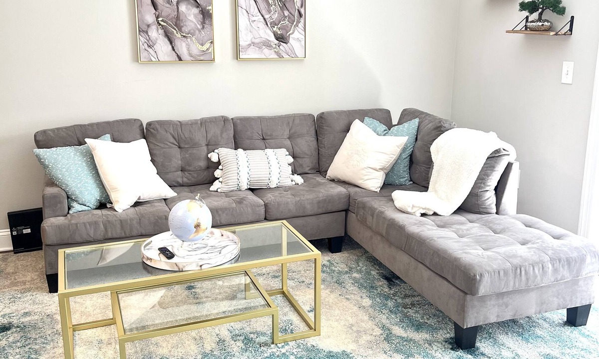SoNo Apartment | Spacious & Vibrant | Heart of Midtown | FREE park