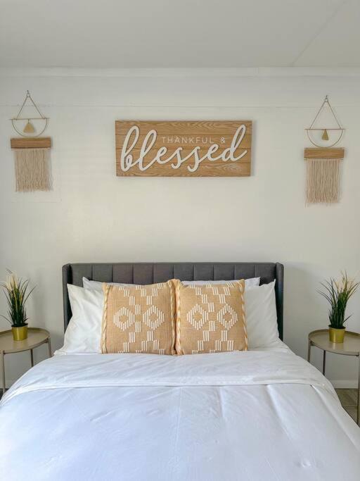 Clearwater Apartment | Sparkling Guest Home 2 bedroom-15 Minutes to Clearwater Beach