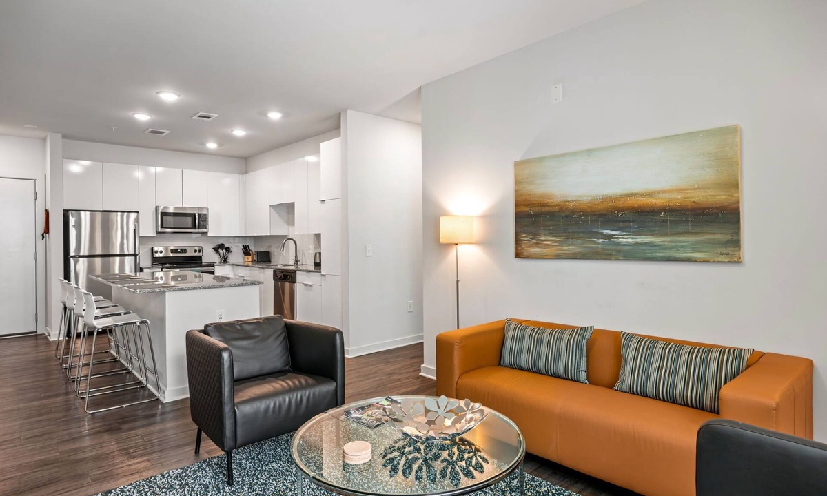 Midtown Apartment | Spectacular Apartments by BCA Furnished Apts