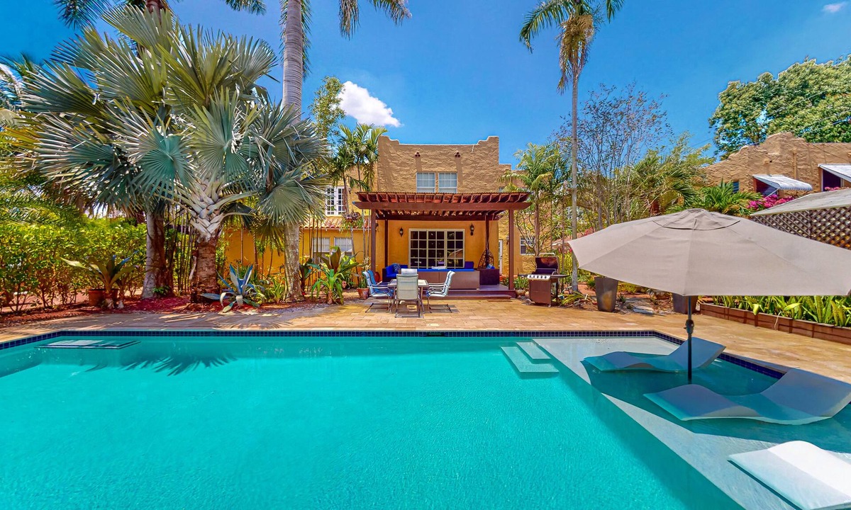 Riviera Beach House | Sprawling estate with a main house and a guest house - pool, grill, W/D, and AC