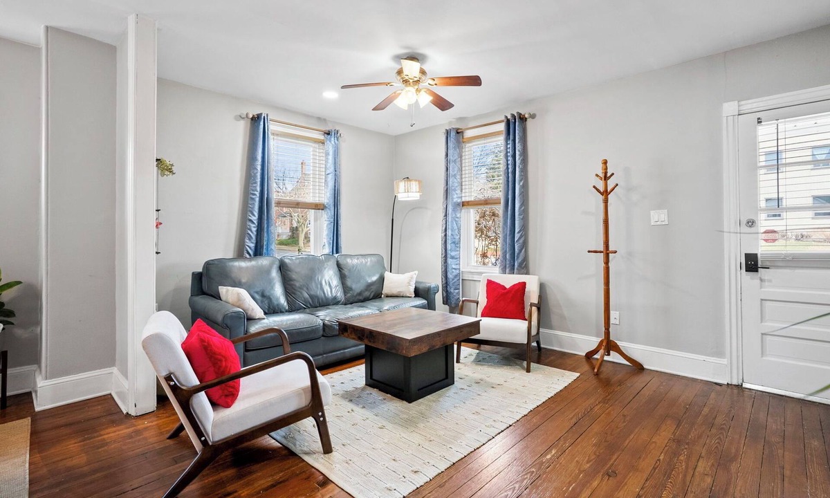 Kennett Square House | SquareHaus - At the heart of Kennett Sq - 3-bedroom townhome