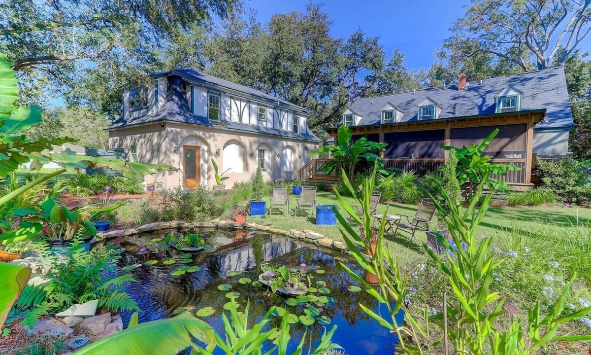 West Ashley House | Standalone Garden Cottage near Downtown: Private Koi Pond & Parking