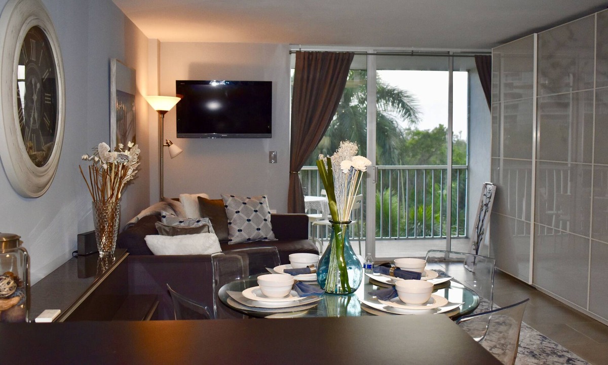 Vanderbilt Beach Apartment | Steps from bluebill beach with stunning sunsets from your balcony.