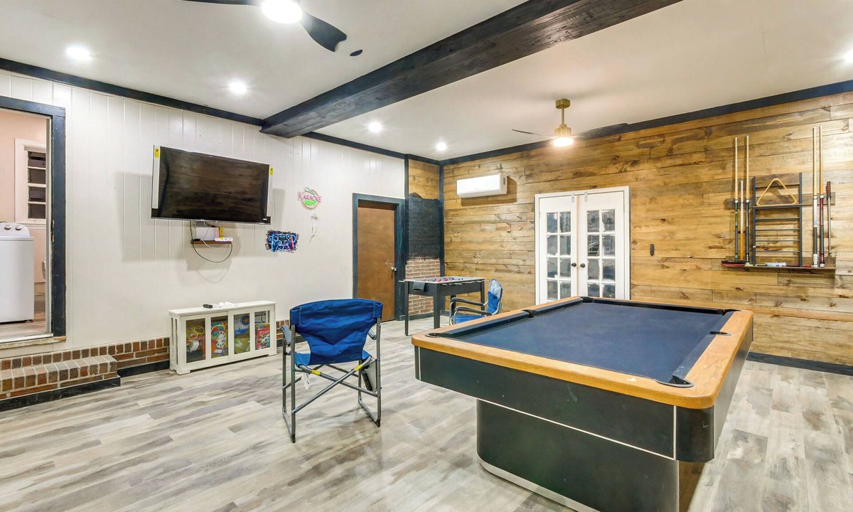 Rupert House | Stocked Pond: Country Retreat in Oglethorpe!