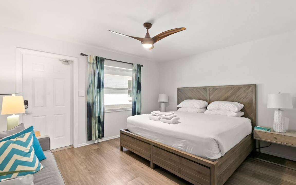 Bay Esplanade Apartment | Studio flat ∙ 2 guests