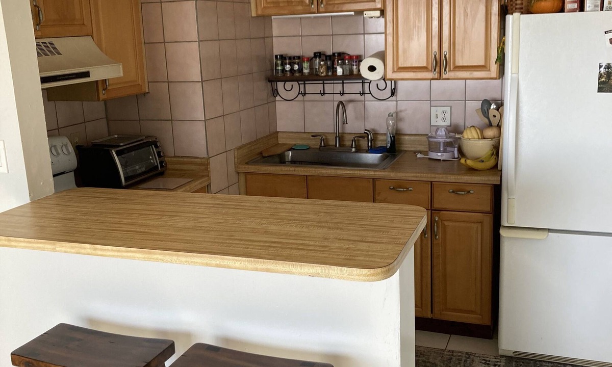 Glenwood Condo | Stunning 2 bed/2 bath Ocean front condo