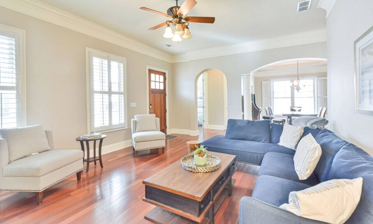 Home Park House | Stunning Home in Atlantic Station - Sleeps 12 !
