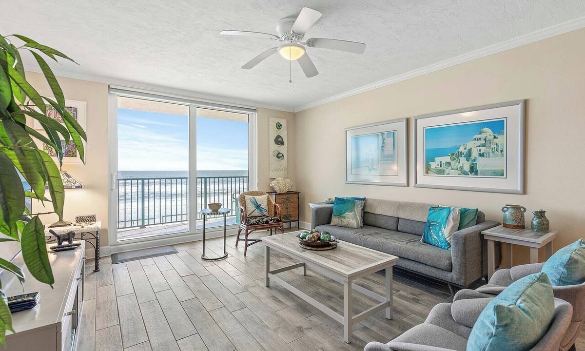 Ocean View Halifax Estates Condo | 🌊Stunning Oceanfront-Balcony-Pool+Hot Tub-DiMucci Tower 201🌊