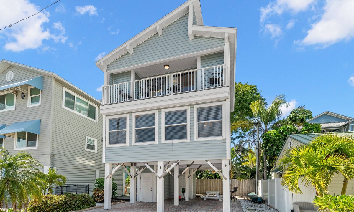 Sunset Beach House | Stunning Pet-Friendly Beach Home, Short Walk to the Beach