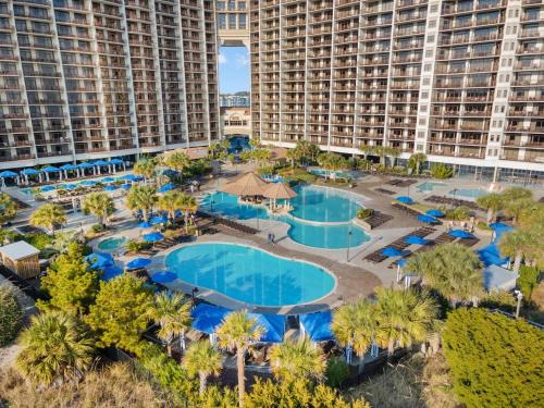 Windy Hill House | Stunning Townhome with North Beach Resort Access- Pools, Hot tubs, Pets Welcome
