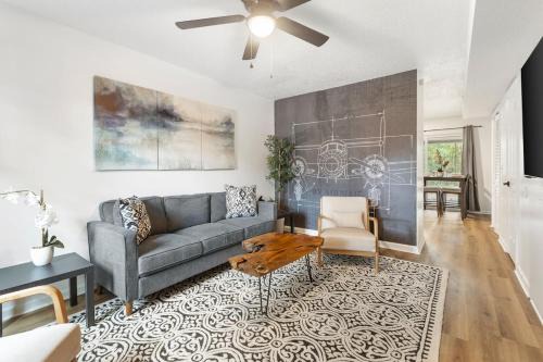Springdale Apartment | Stylish 2BR Urban Stay Near CAE Pet Friendly