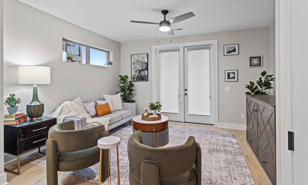 Chattanooga House | Stylish 3-Story Townhome Near Downtown Chattanooga