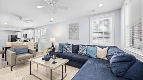 Gardens House | Stylish 3BR OC Gardens with Patio and Parking
